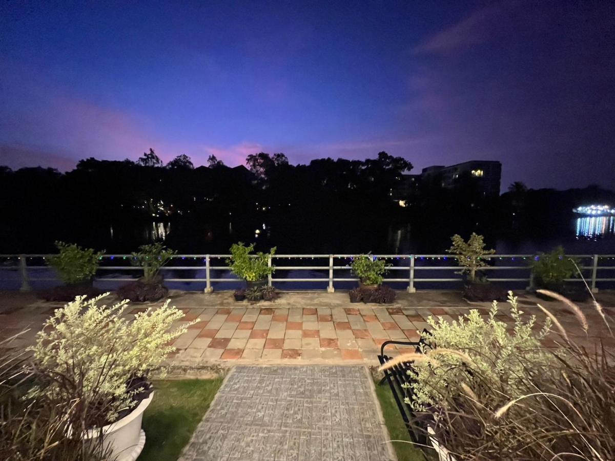 Usabai Riverside Boutique Hotel Chanthaburi Ngoại thất bức ảnh