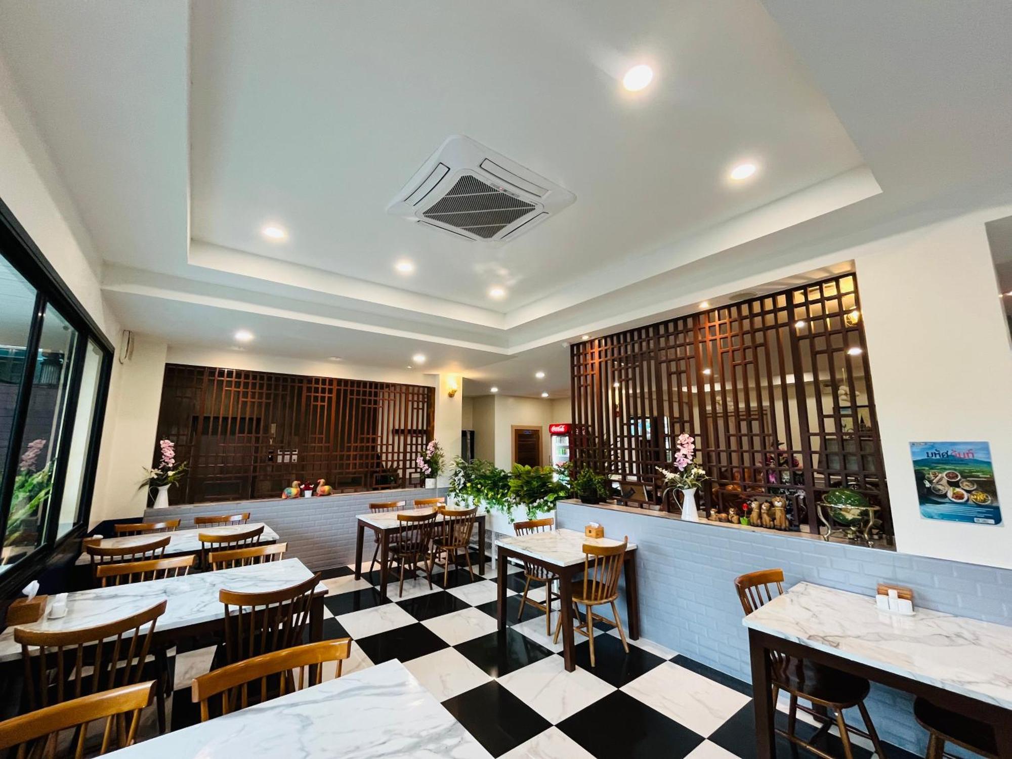 Usabai Riverside Boutique Hotel Chanthaburi Ngoại thất bức ảnh